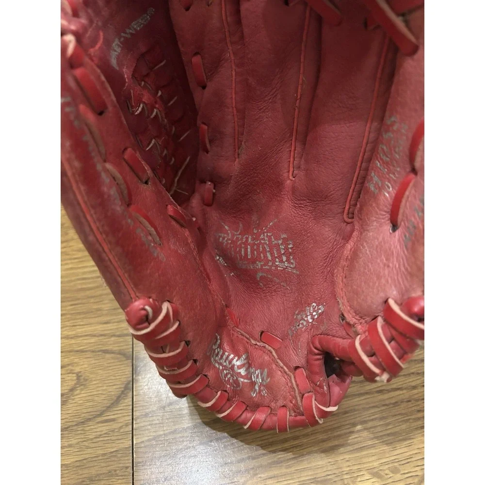 Rawlings Right Hand Throw Highlight Series Red Baseball Glove Mitt H105S 10 1/2